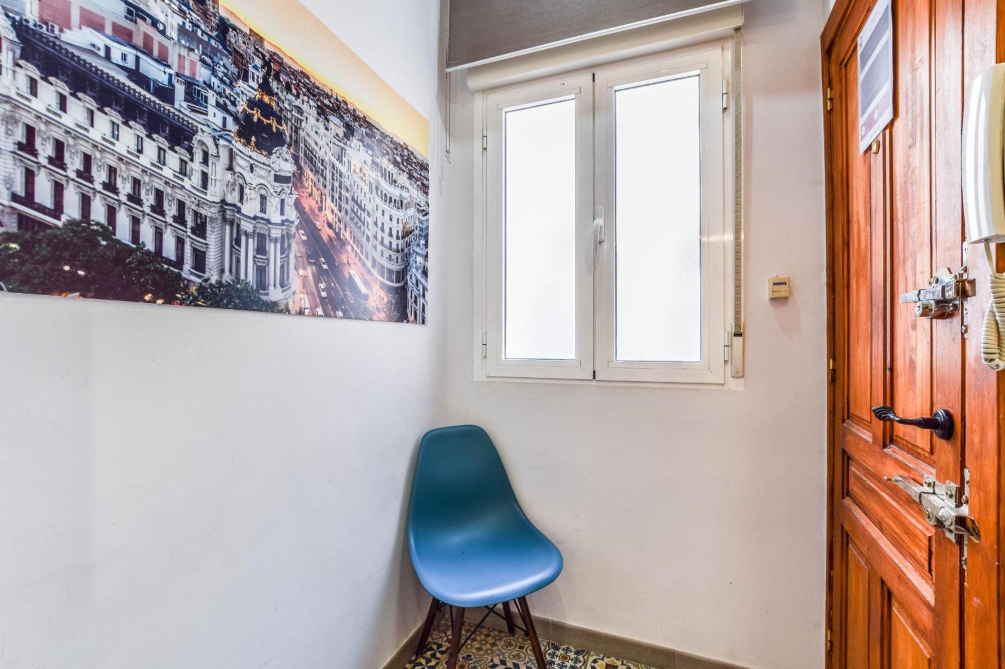 Loft Reformado En Chueca Para 4 Personas Apartman Madrid Kültér fotó